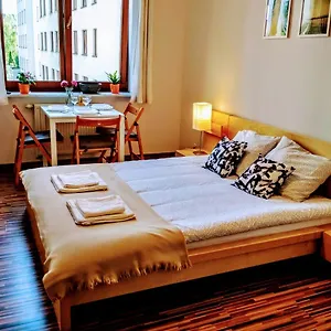 Apartament Vitalia Apart Bobrowiecka, Warszawa