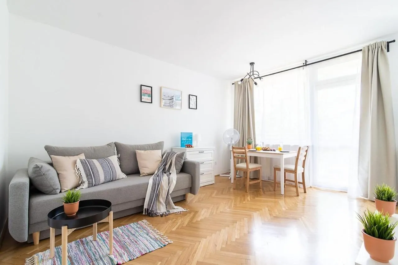 Rent like home - Pawia 36 Warszawa 0*,  Polska